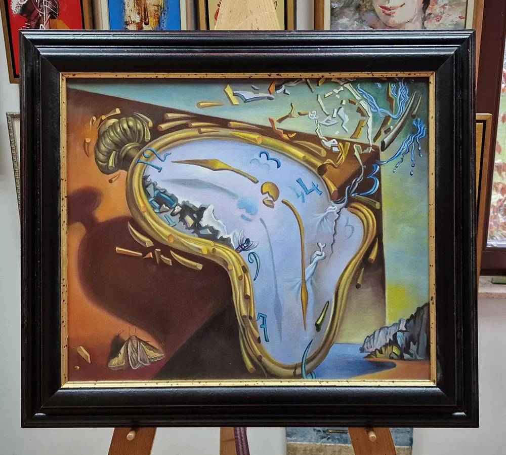 Salvador Dali - Soft Watch at the Moment of First Explosion Salvador Dalí - Orologio morbido al momento della prima esplosione - riproduzione su tela - quadro dipinto a mano a olio