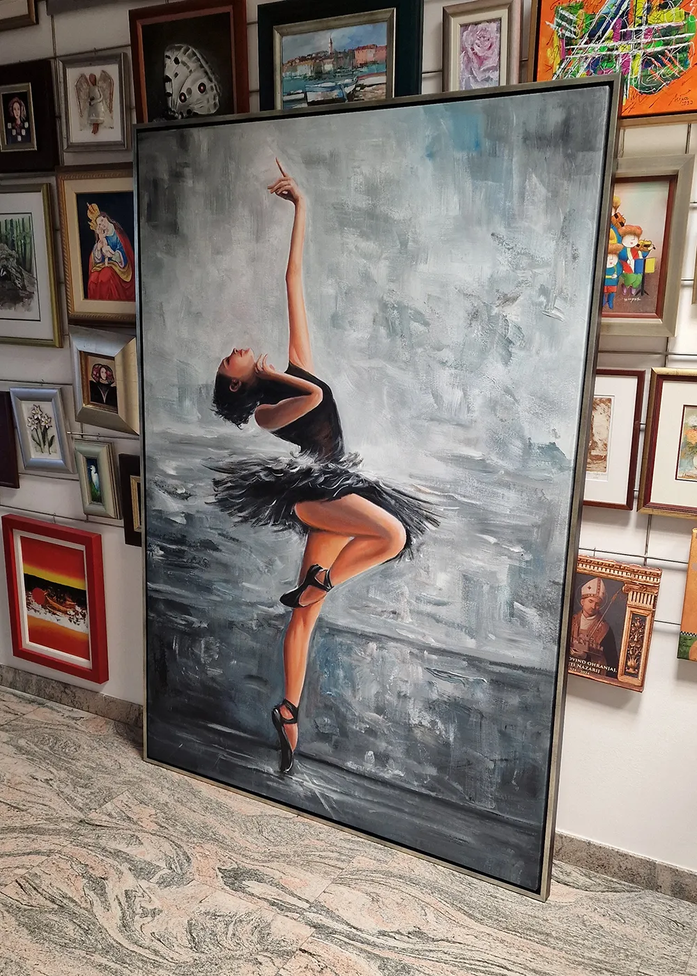 Paintings on canvas - E379