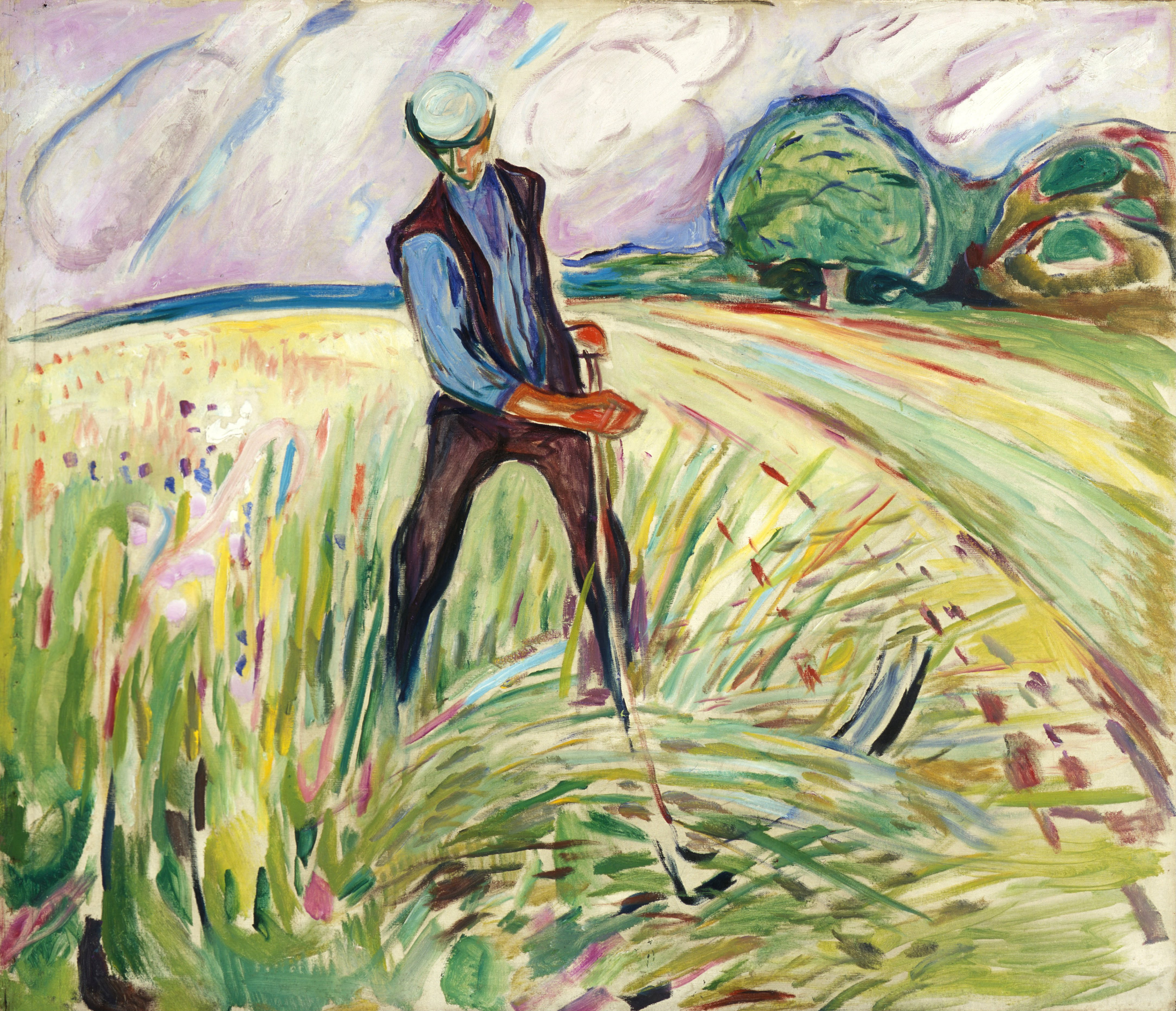 Edvard Munch, Der Mäher: ein Mann in blauem Hemd und dunkler Weste mäht hohes Gras auf einer sommerlichen Wiese, rechts hinten steht ein großer runder grüner Baum unter blasslila Himmel; handgemalte Reproduktion.