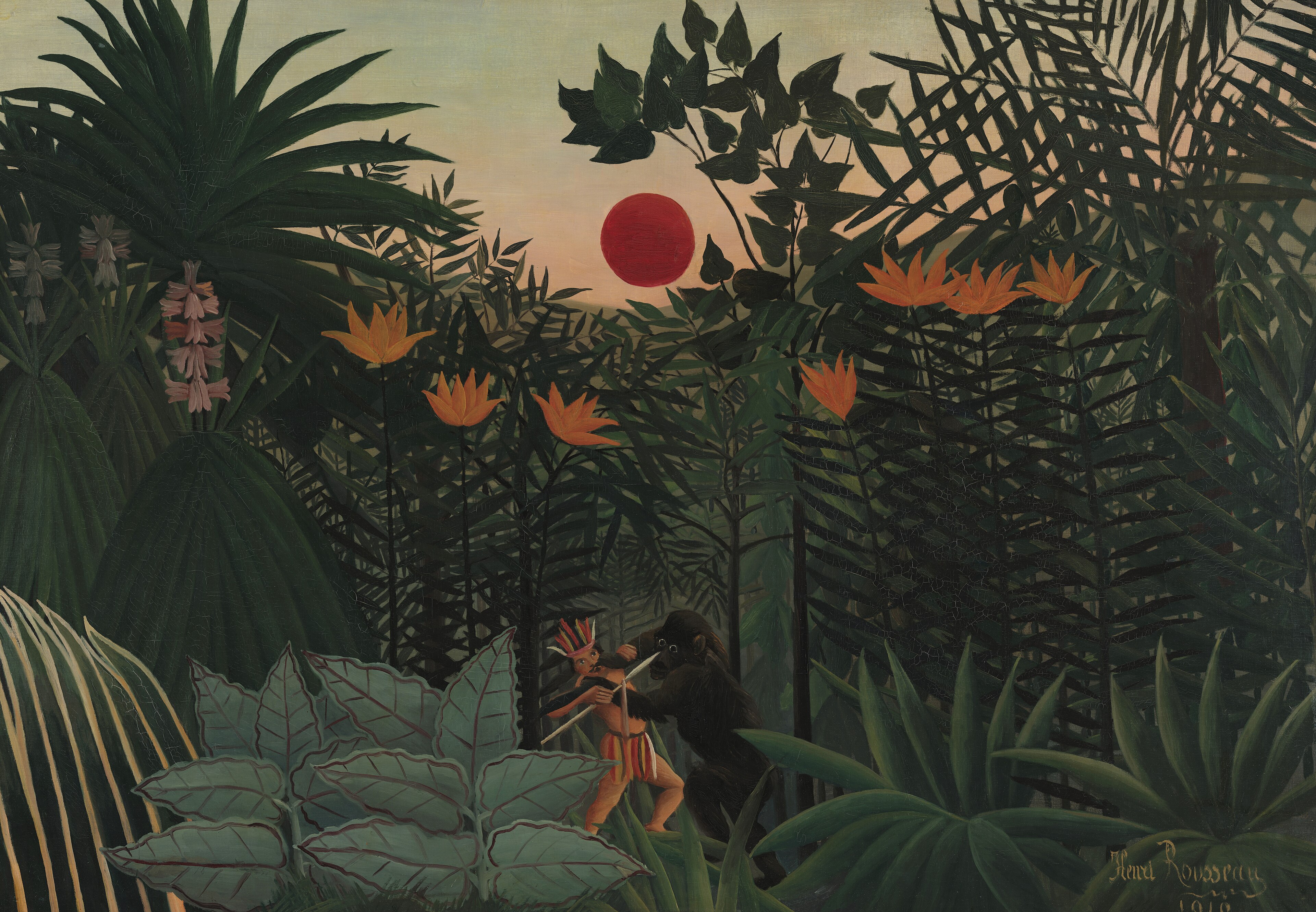 Henri Rousseau, Tropische Landschaft mit Gorilla, 1910 - ein Mann mit Federkopfschmuck kämpft mit einer Lanze gegen einen Gorilla, darüber eine rote Sonne