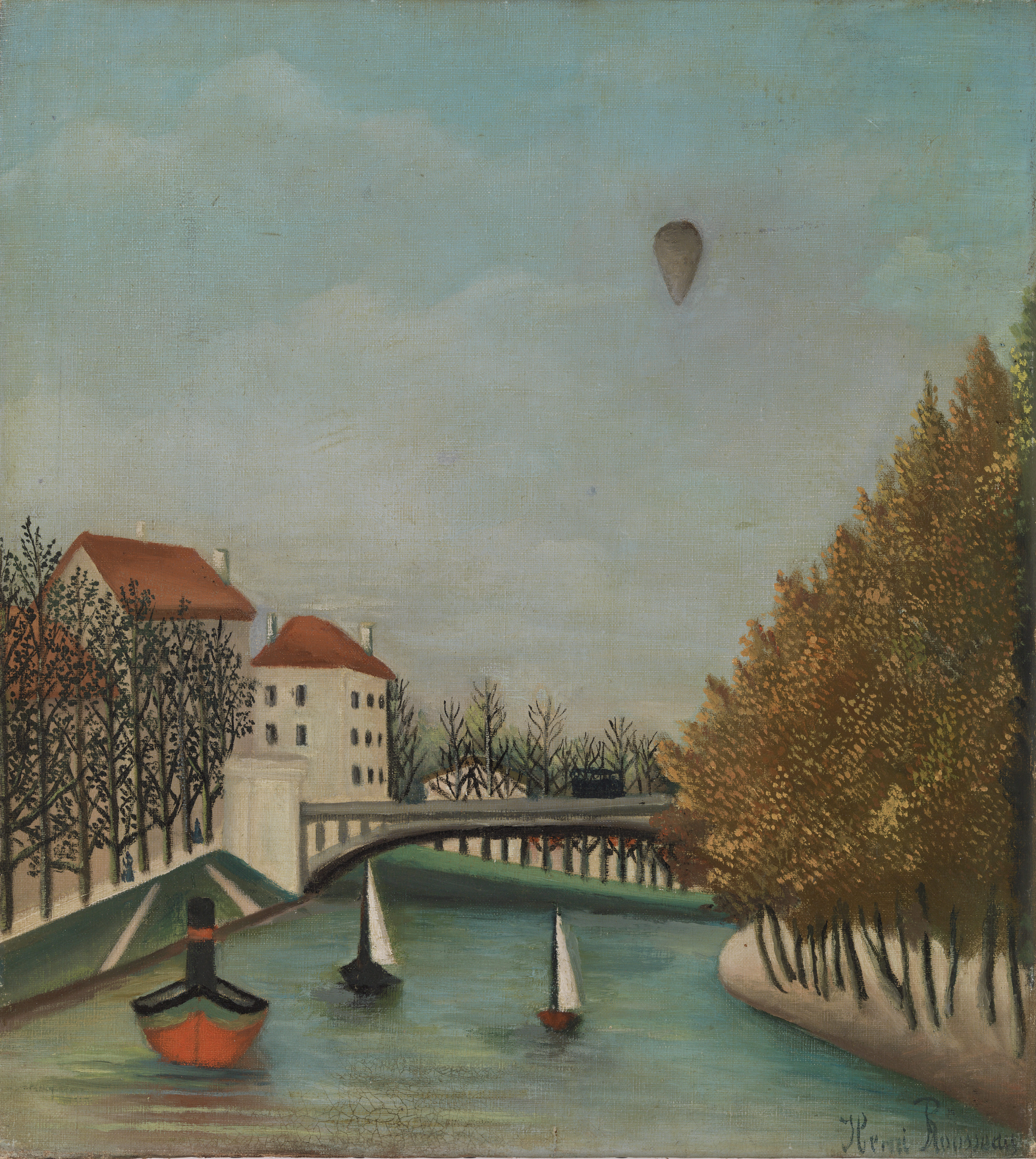 Henri Rousseau, Blick auf die Brücke von Clichy bei Asnières - eine eiserne Brücke über einen blassgrünen Fluss, ein roter Schlepper, zwei Segelboote, ein Ballon