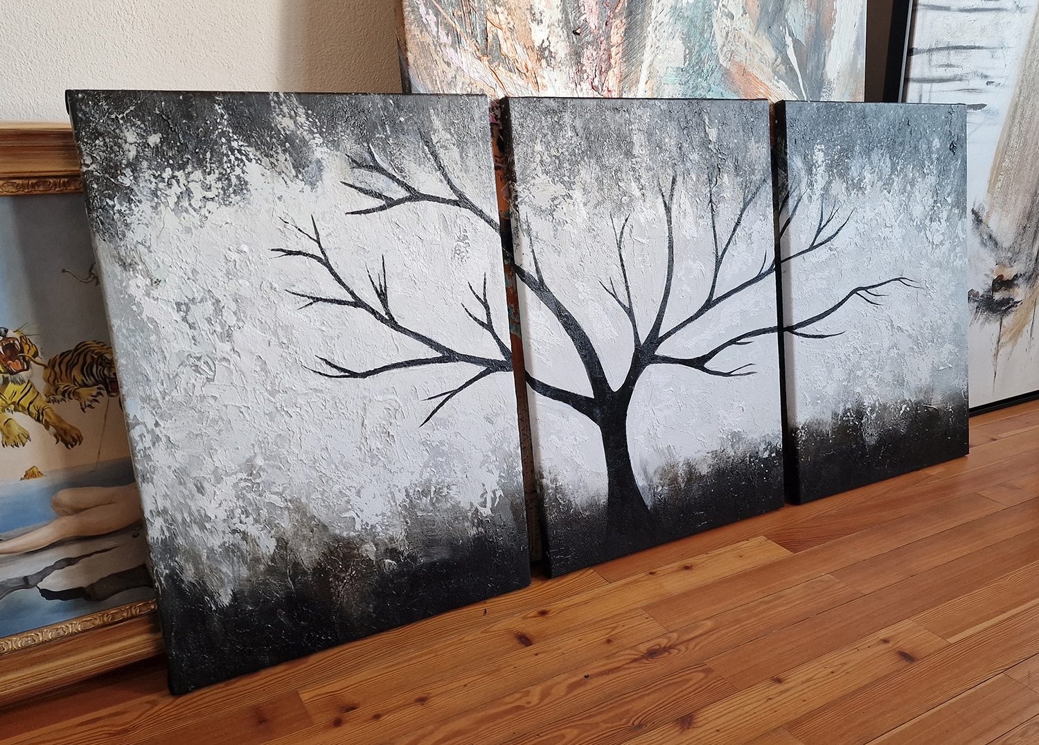 Tree in the night – the three panels from the side – the edges of the stretched canvases and the raised white paint