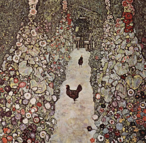 Gustav Klimt – Vrtna pot s kokošmi – barvna reprodukcija izgubljenega izvirnika, bleda pot med stenama slezenovca z dvema rjavima kokošma – olje na platnu