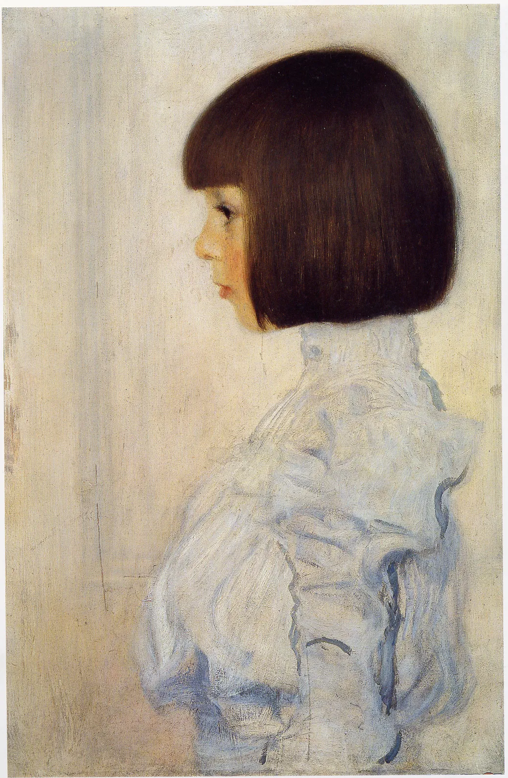 Gustav Klimt – Ritratto di Helene Klimt – bambina di profilo con capelli castano scuro e vestito bianco su fondo crema chiaro – olio su cartone
