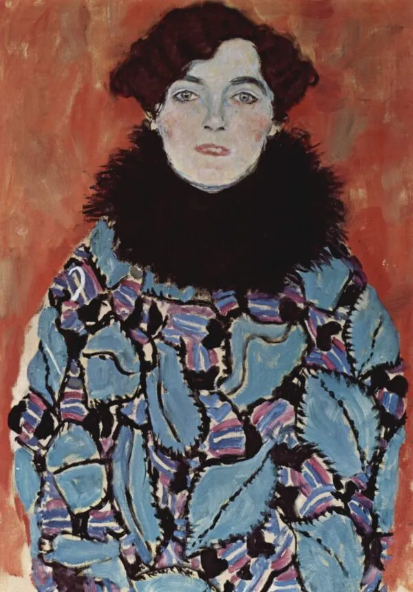 Gustav Klimt – Portret Johanne Staude – izvirnik iz Belvedera na Dunaju, mlada ženska s črno boo in obleko z modrimi listi pred oranžno rdečim ozadjem – olje na platnu