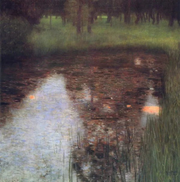 Gustav Klimt – Močvirje – izvirnik, miren temen ribnik z odsevi svetlobe in dreves, visokimi trsti in pasom zelenega travnika – olje na platnu